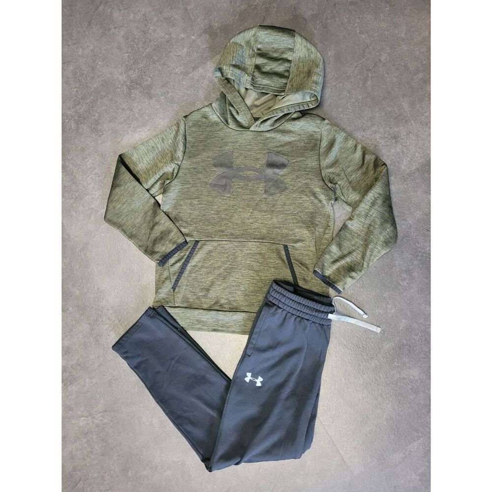 Under Armour Cold Gear Hoodie and Sweatpant Set, Boys Medium